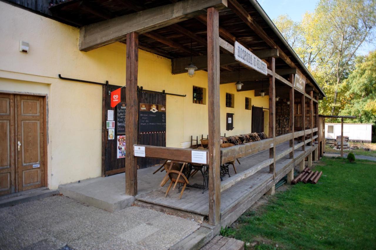 Drevak "U Elisky" Hotel Cisovice Bagian luar foto